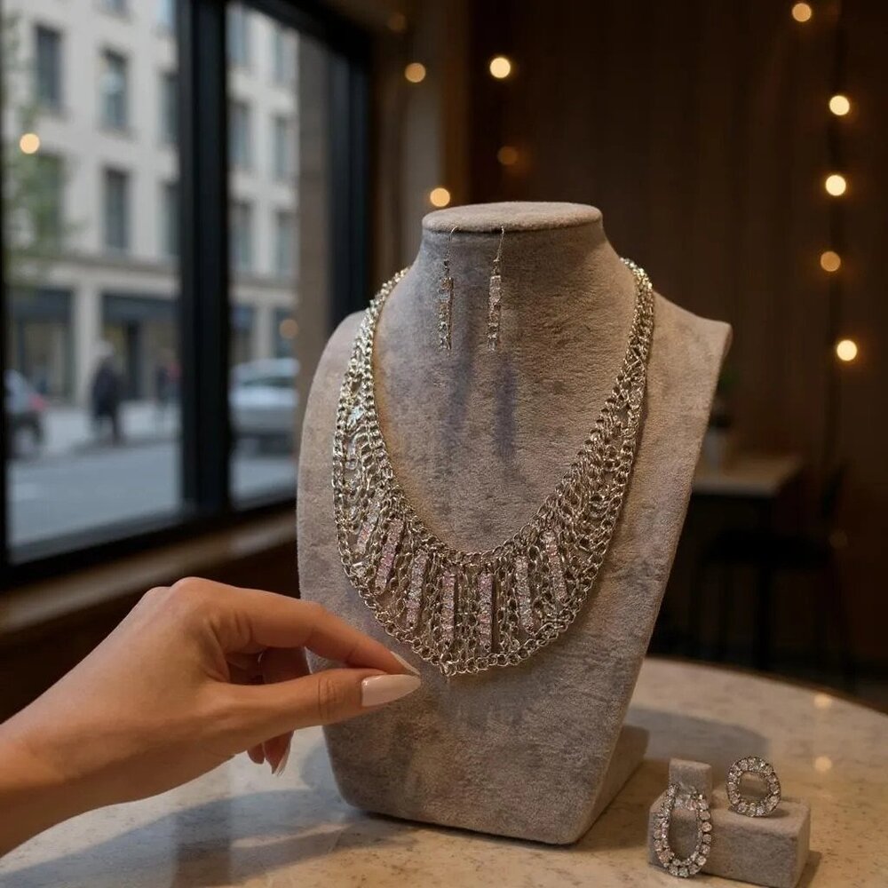 Clear crystal SUd Multi silver tone Connected LinkBeautiful Necklace Earring set